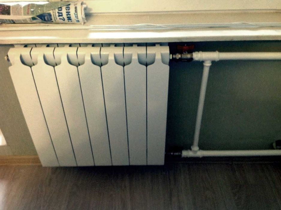 Поменять батарею замена радиатора стояков труб сантехники отопления