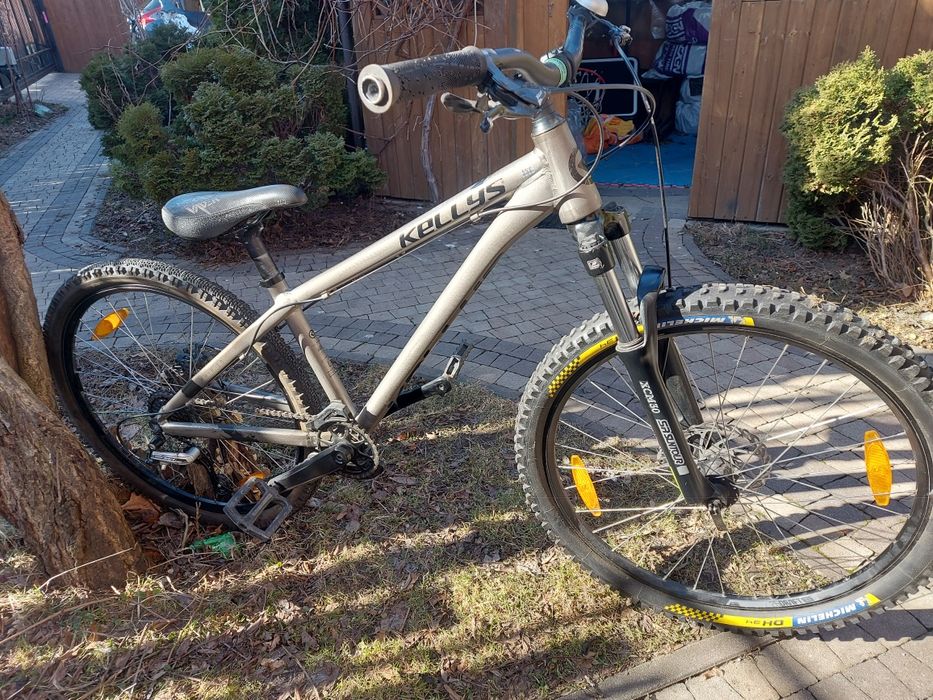 Kellys whip 10 dirt