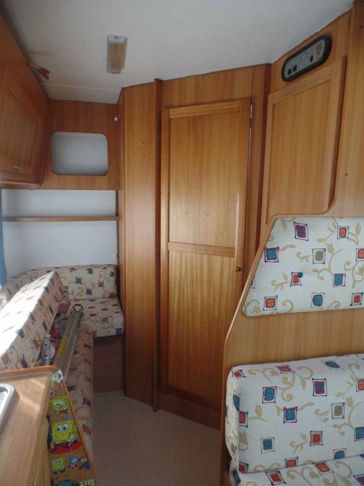 AUTOCARAVANA ( FIAT 2.8 JTD) ELNAGH 2001 DE 6 LUGARES