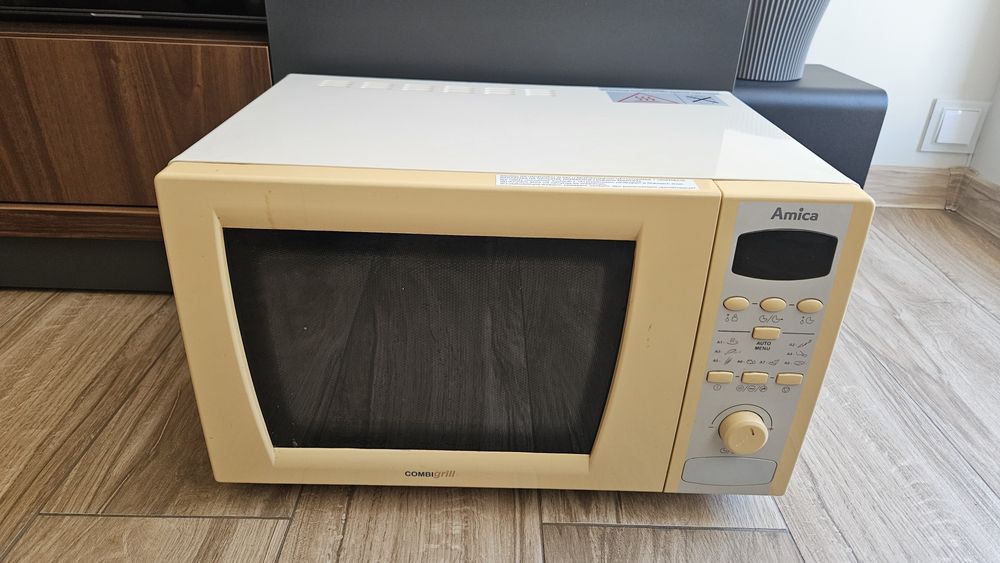 Mikrofalówka Amica AMM 17E70G