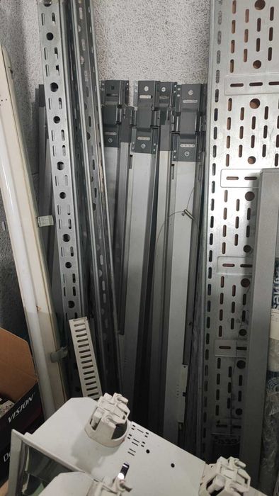 Високоякісний офісний  світильник LUG Cirrius2