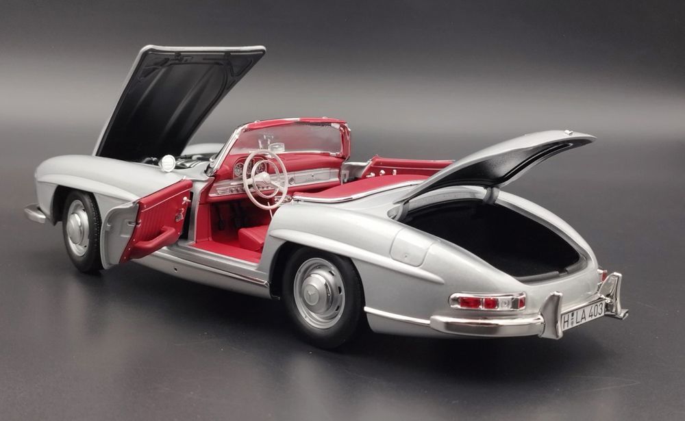 Mercedes 300 SL Roadster (1957) 1:18 NOREV 183890