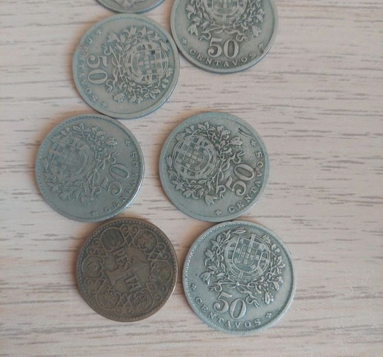 Moedas República Portuguesa e uma espanhola