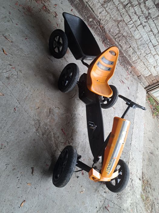 Gokart Berg  z przyczepka