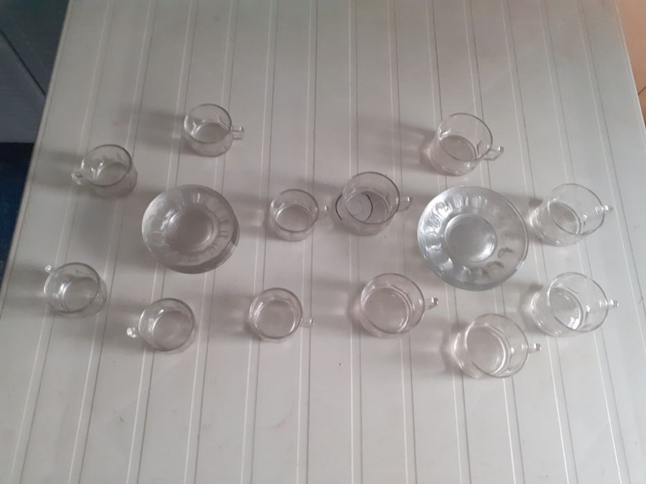 Conjunto loiça em vidro