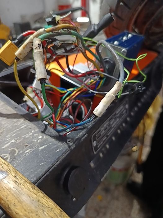 Serviço de reparação de trotinetes elétricas