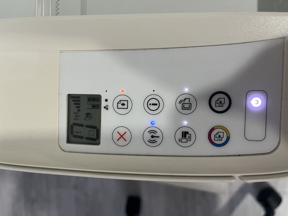 Impressora HP deskJet3630 com tinteiros extra