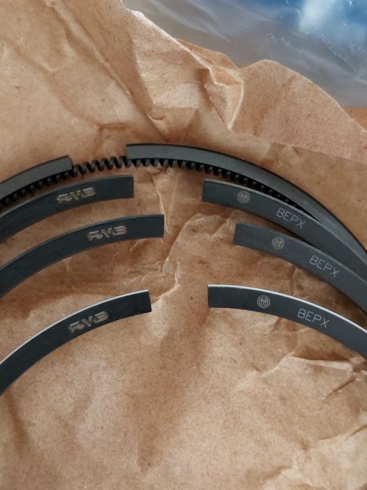 поршневі кільця до КАМАЗ МАЗ ЯМЗ КРАЗ ..вироб..Чехія ЯМЗ СТАПРІ Польща