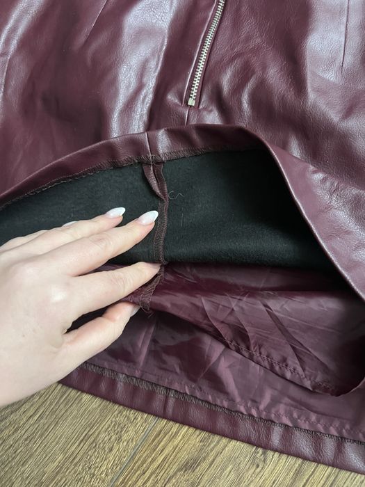 Спідниця шкіряна