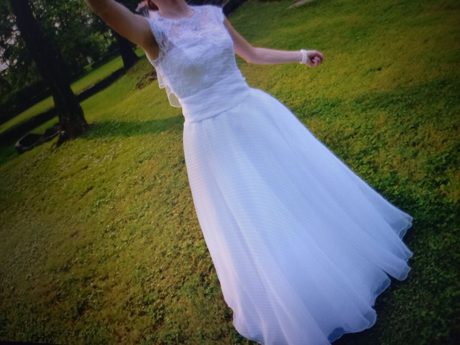 Biała suknia ślubna rozm. 34-36 - koronka