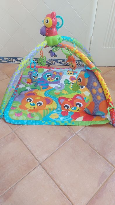Tapete ginásio para bebé
