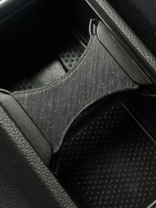 Перегородка Volkswagen golf 5 для стаканчиків