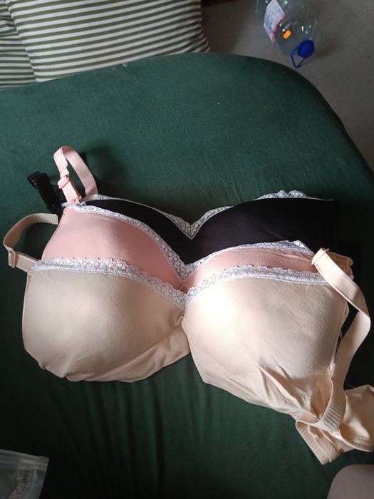 Biustonosz do karmienia XL