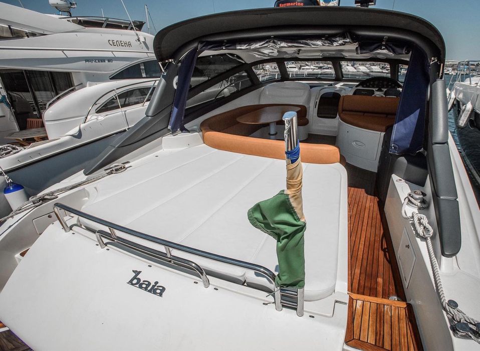 Яхта Baia Yachts Aqua 54