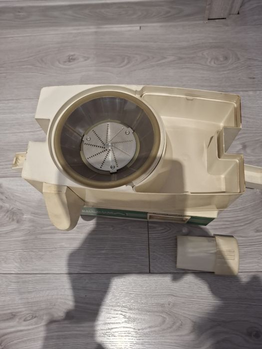 Sokowirówka Predom Mesko VA-370