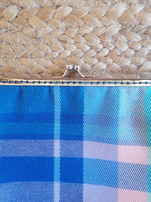 Bolsa forrada em tons de azul