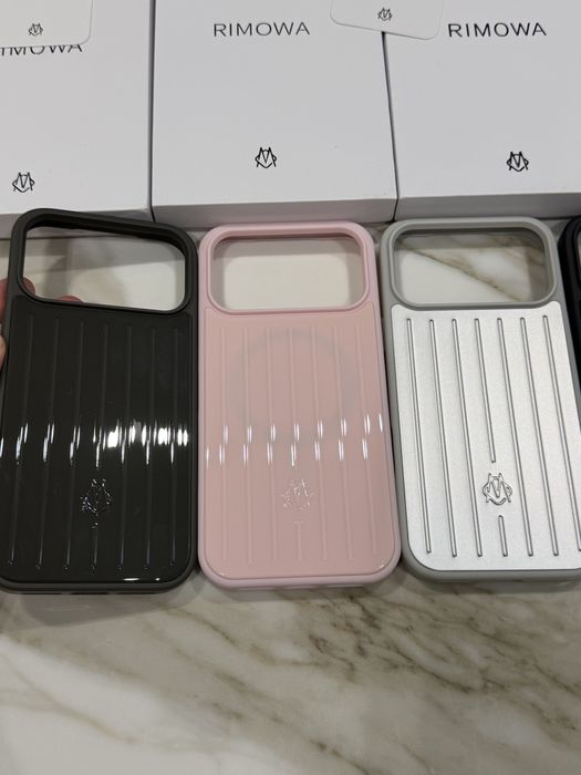 Чехол кейс бампер Rimowa Case 17 Pro Max aluminium, black,gray, pink