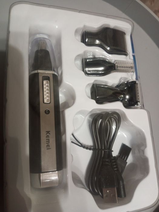 Багатофункціональний акумуляторний тример 4 в 1, для носа, бороди, вух