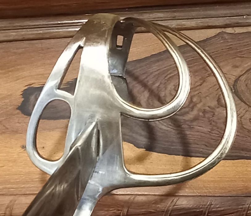 Sabre de Oficial de Cavalaria Portuguesa "FABRICA DE SOLINGEN" - "ANNO 1903" - Armas Reais