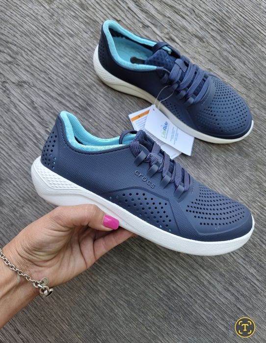 Самі зручні кросівки Crocs literide  m7w9-39/40
Оригінал