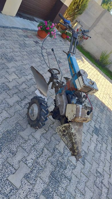 Fortschritt E930 traktorek dzik
