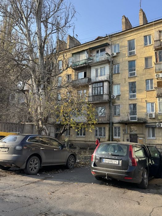 Власник! 2-х комнатная, Центр–Привоз, Торг, раздельные, закрытый двор