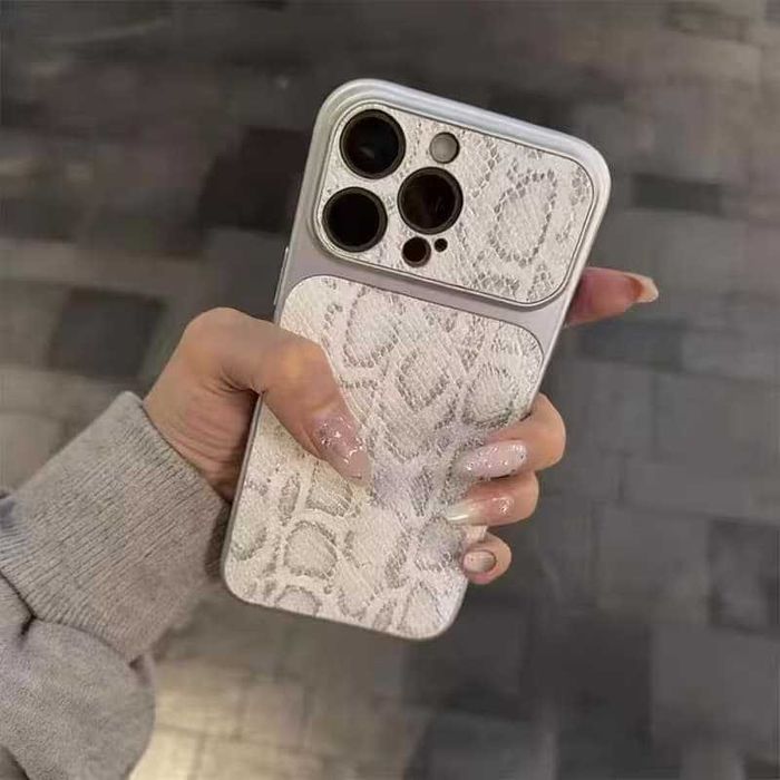 Etui Iphone 17 Pro wzór: Skóra węża