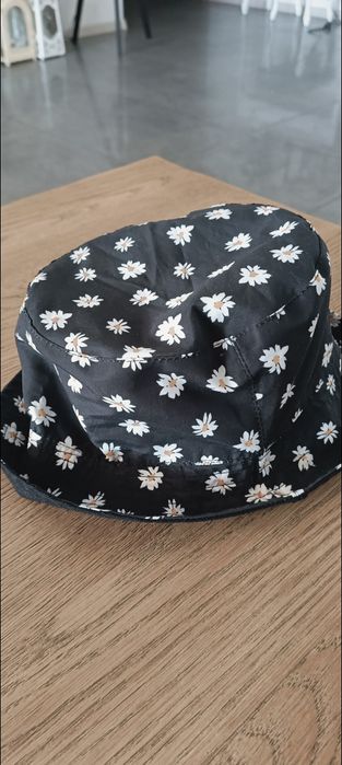 Czapka bucket hat, stokrotka, Terranova