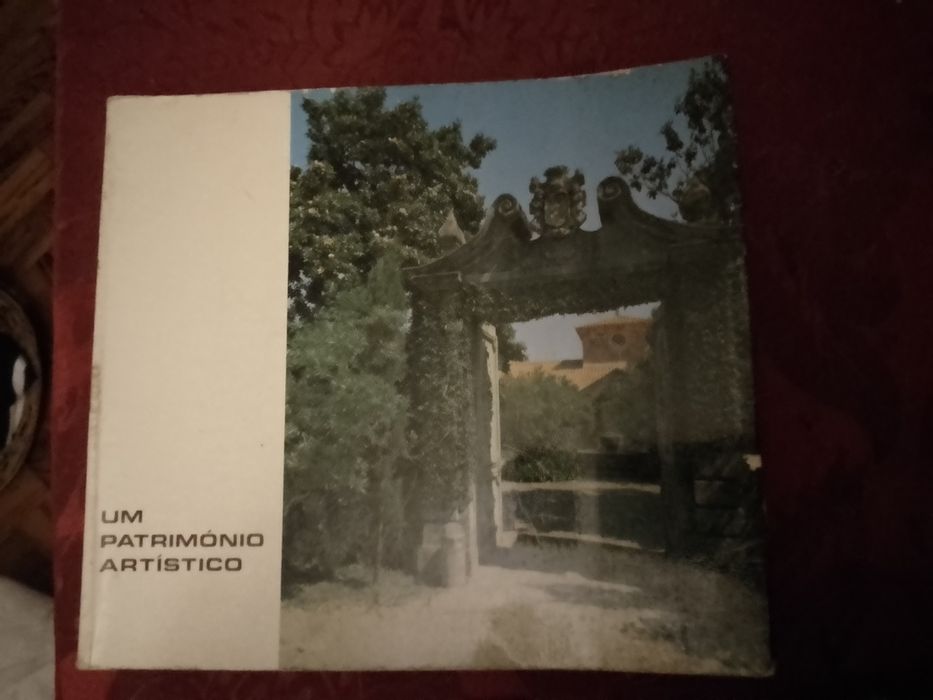 Um Património artístico-BPA-1e-Portugues/Ingles-12E- Botao 2E Desde 2E