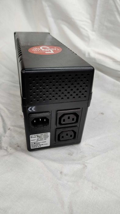 ИБП / ДБЖ / UPS / УПС Бесперебойник Powercom BNT-600A IEC