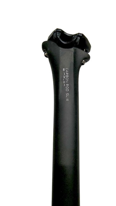 NOWA Sztyca karbonowa 27,2mm x 400mm 195g z jarzemkiem CARBON wspornik