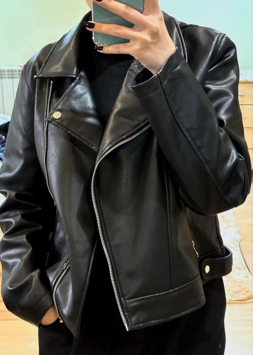 Куртка косуха DeFacto XL чорна