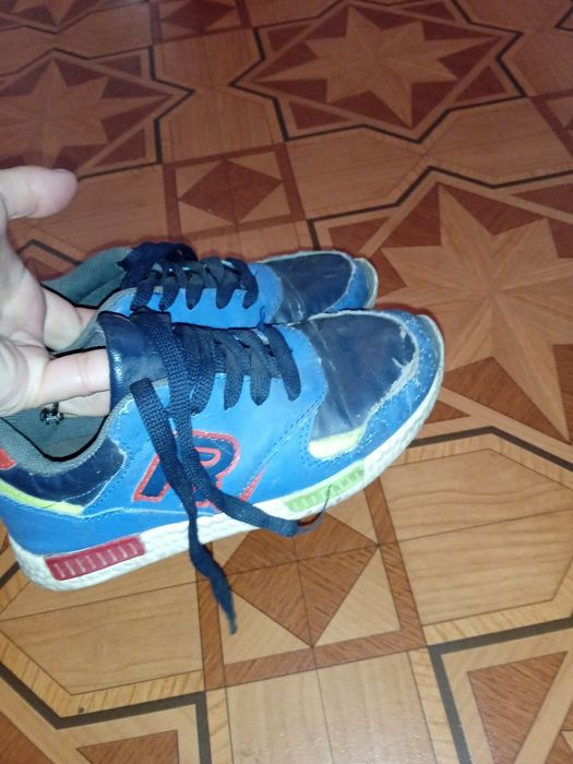 Віддам кросівки на хлопчика