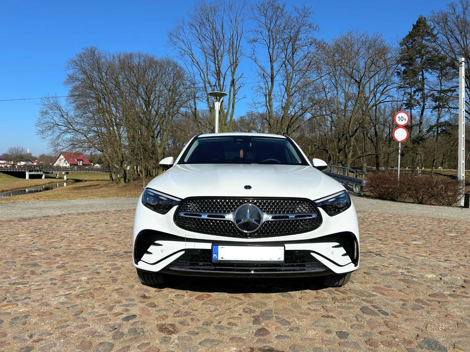 Auto do ślubu | Biały Mercedes GLC Coupé AMG