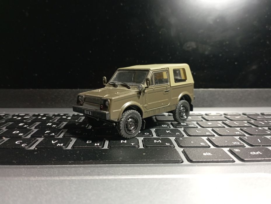 ТЕРМІНОВО Продам модель ВАЗ-2122 "Ріка"