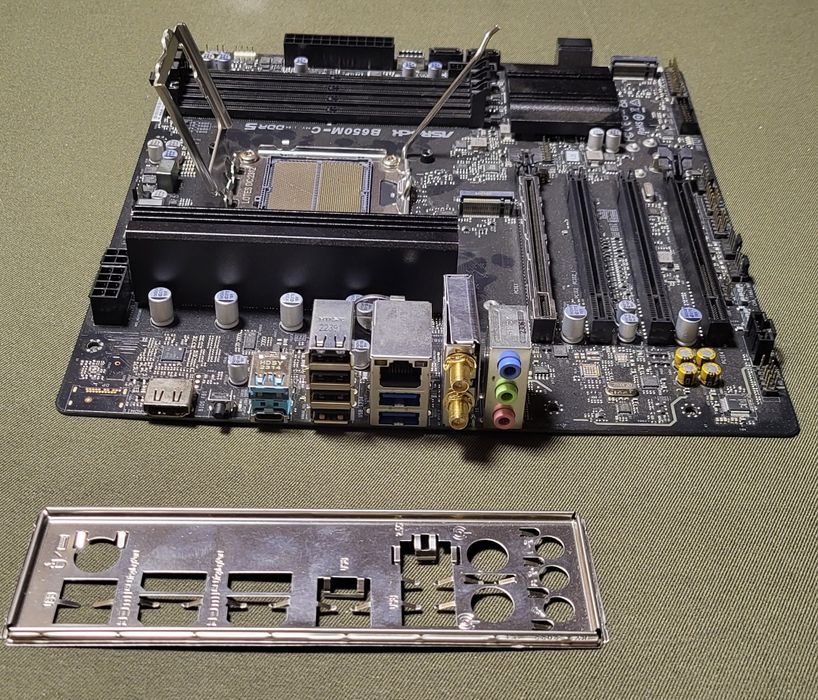 Asrock B650M C, amd, am5