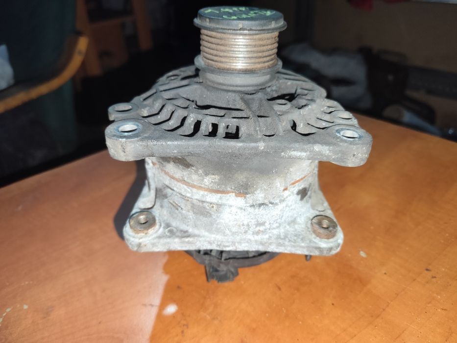 Alternator VW Golf IV Bora A3 8L Octavia 1.9 TDI  038.903.023L 90A
