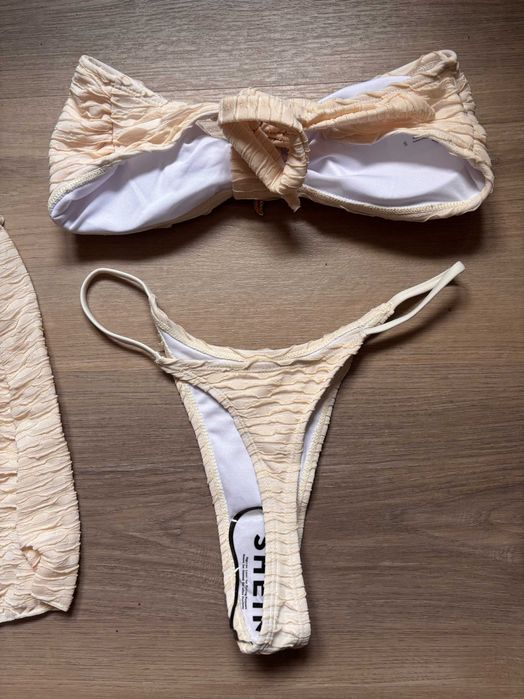 Conjunto de biquini 3 peças novo