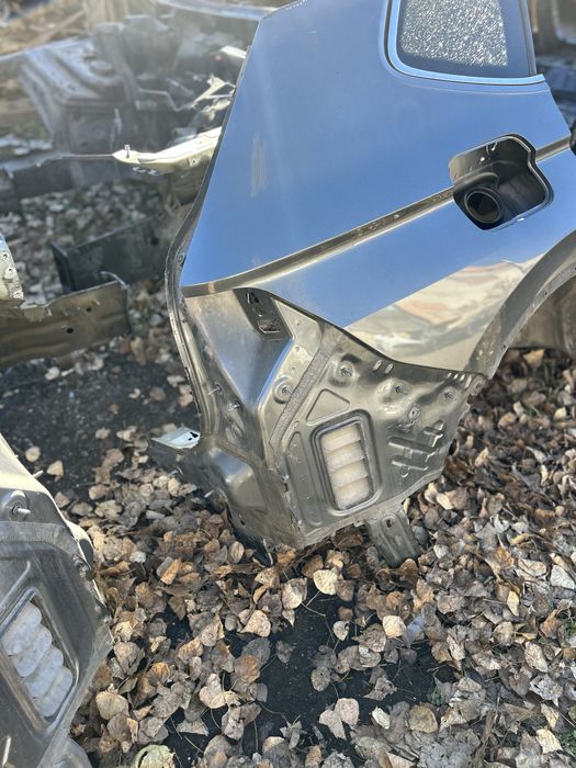 Четверть задня, передня на VW Tiguan 28-24p USA