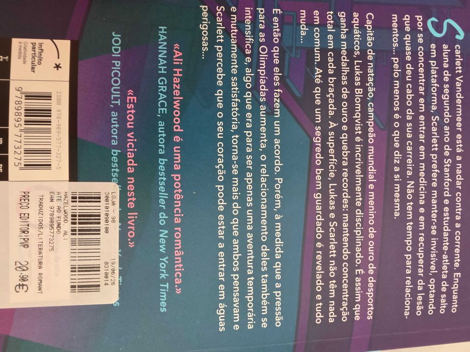 Livro de ALI HAZELWOOD Até ao Fundo