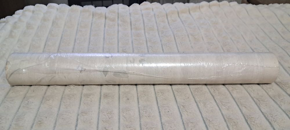 Продам  шпалери.