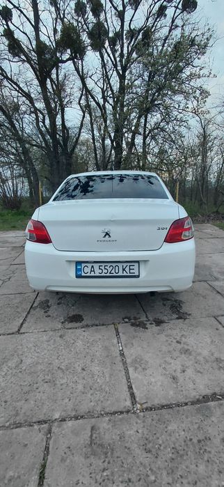 Продам автомобіль,,Peugeot 301 1.2 бензин 2013 рік,,