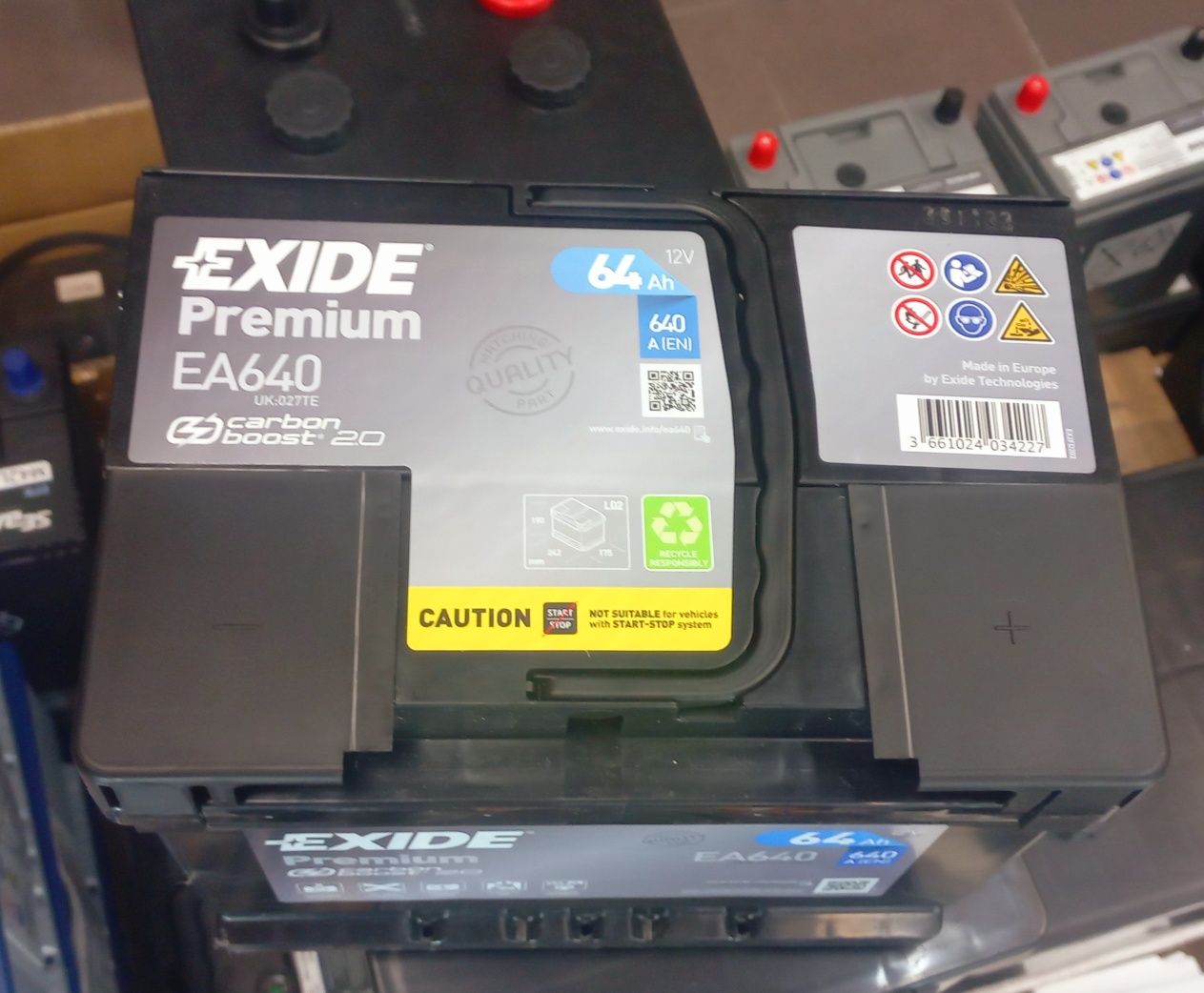 Akumulator Exide premium EA640