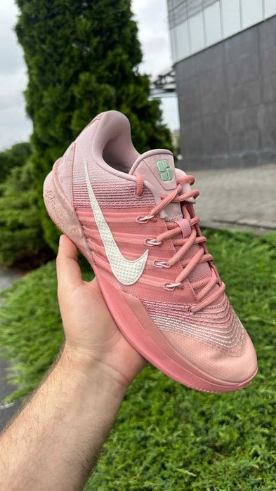 Nike Sabrina 3 [EUR 42, 43, 44.5] - NEW