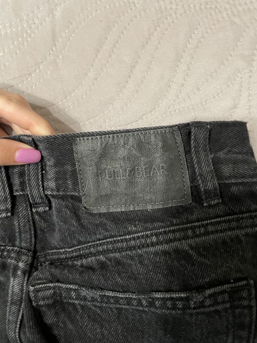 Чорні жіночі mom джинси pull&bear, 32го розміру,