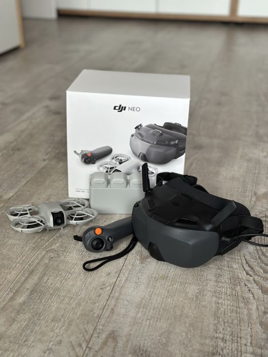 DJI NEO Motion Fly More Combo – idealny stan | Kompletny zestaw