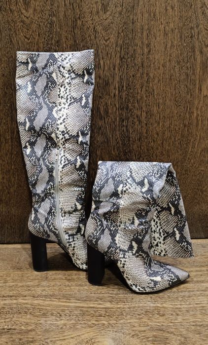 Botas da marca Búffalo