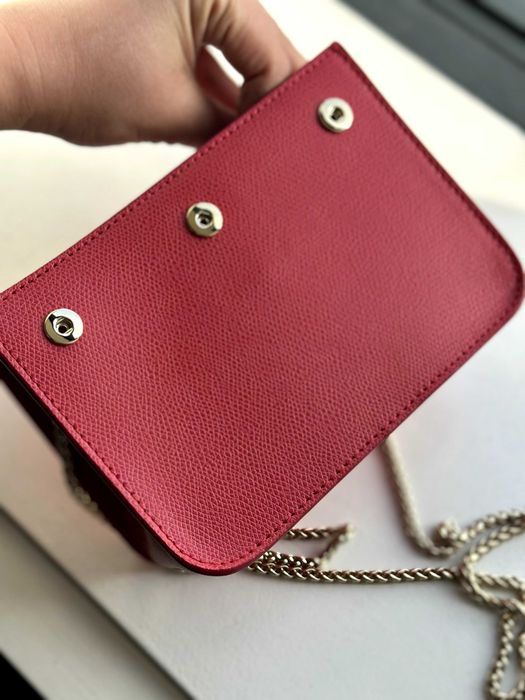 Clutch Furla. Comprado na Farfetch