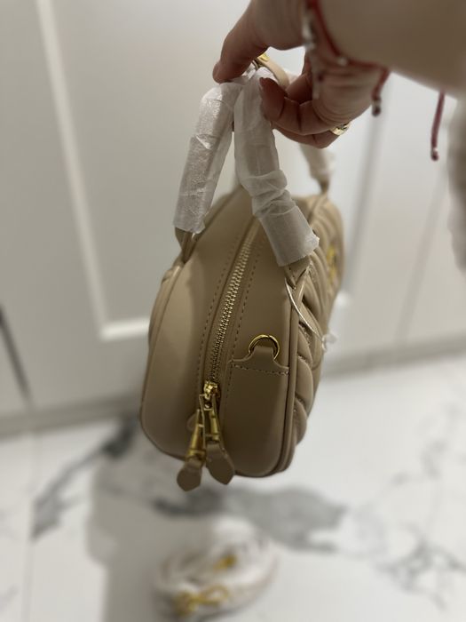 Torebka bezowa kuferek miu miu