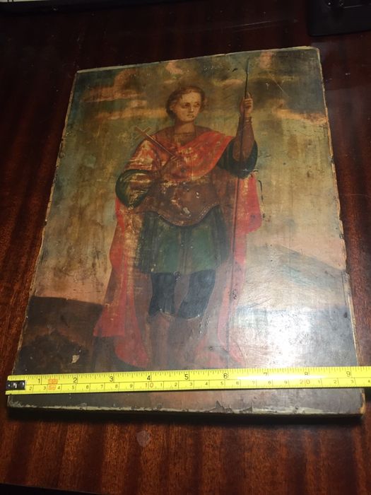 Старинная икона на дереве.